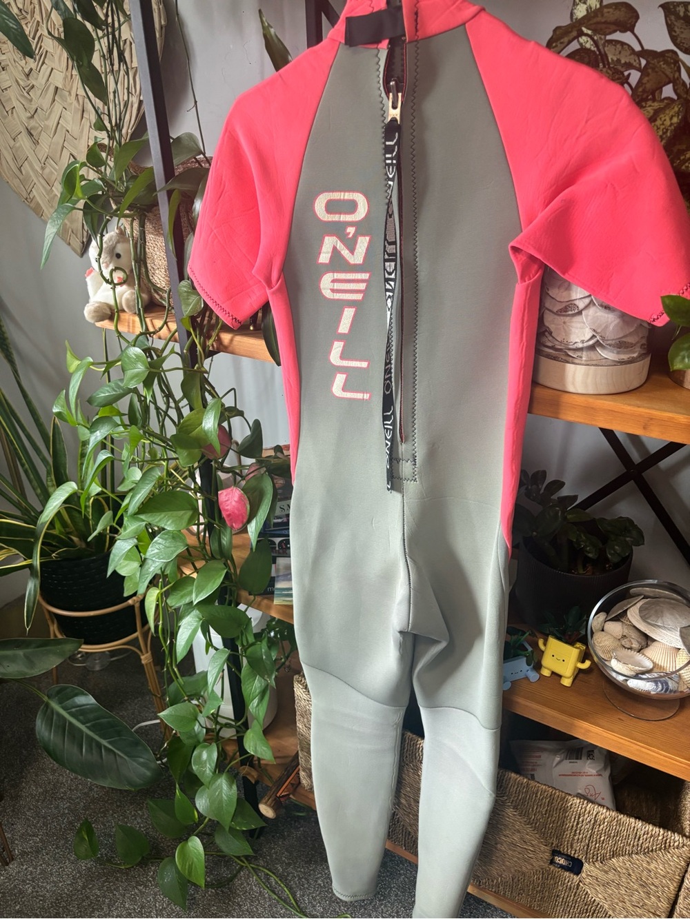 O'Neill Teal and Hot Pink Short Sleeve Full Wetsuit - Picture 5 of 6